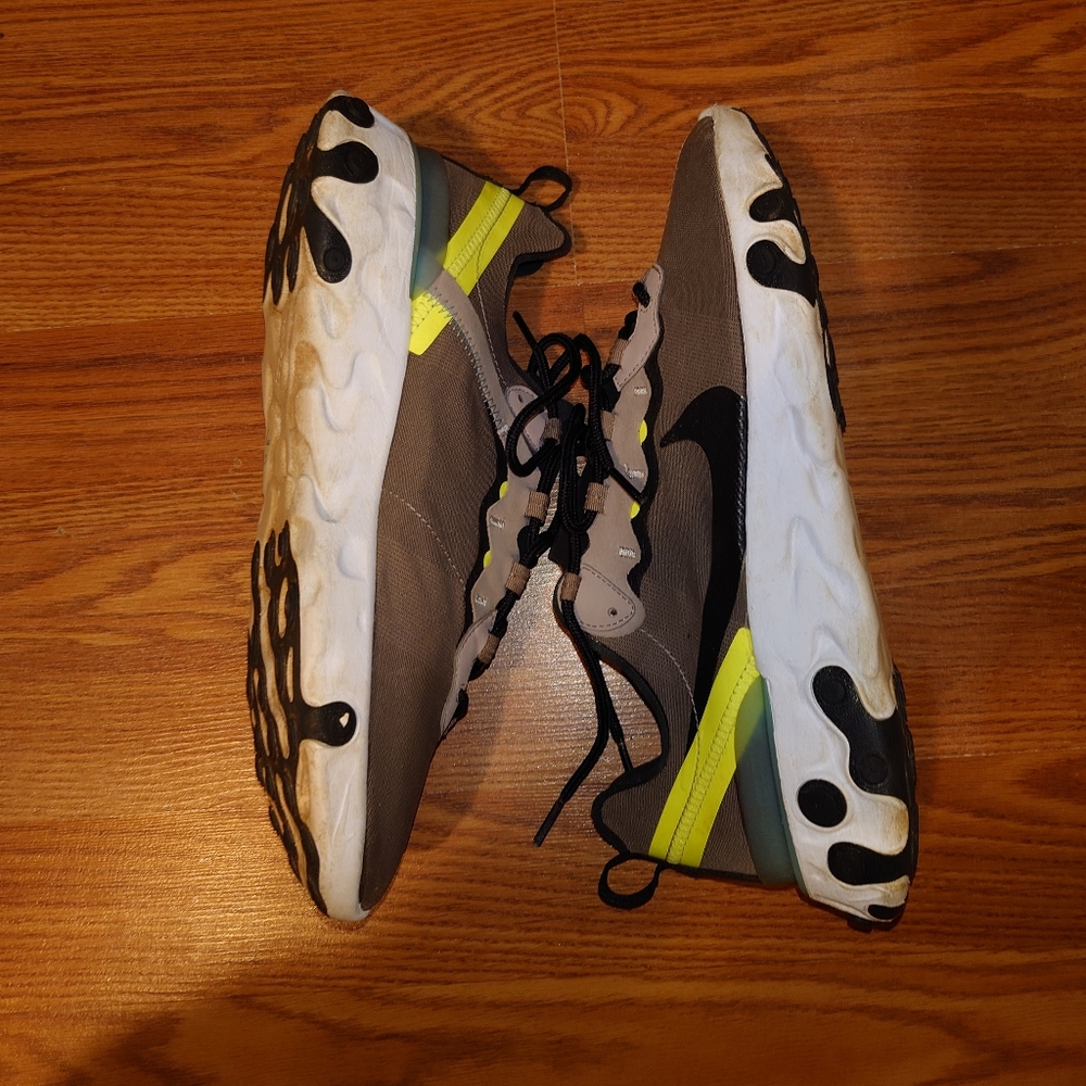 Nike React Element 55 Premium Size 9.5 - image 4